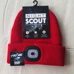 Night Scout rechargeable Beanie